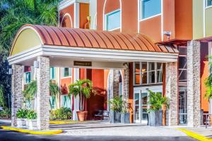 Imagen de la galería de Holiday Inn Express Hotel & Suites Bradenton West, an IHG Hotel, en Bradenton