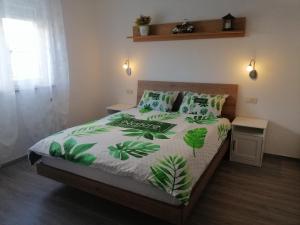 Ένα ή περισσότερα κρεβάτια σε δωμάτιο στο Vila Veronika 2