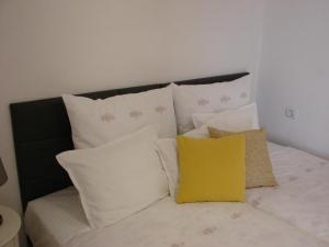 Postel nebo postele na pokoji v ubytování Rooms Monika