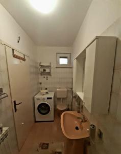 Et badeværelse på Apartment Tinna