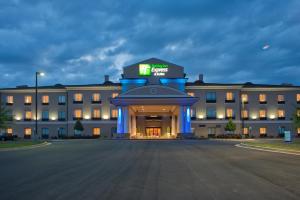 Imagen de la galería de Holiday Inn Express Hotel & Suites Prattville South, an IHG Hotel, en Prattville
