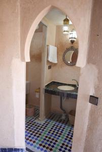 Ванна кімната в Maison bedouin Merzouga