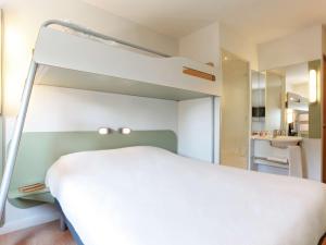 Foto da galeria de ibis budget Saint Cyr sur Mer La Ciotat em Saint-Cyr-sur-Mer