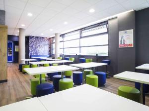 Lounge atau bar di Hotel Ibis Budget Nancy Centre