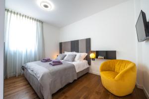 Postel nebo postele na pokoji v ubytování Saint Blaise Luxury Suite