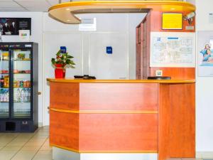 Lobbyen eller receptionen på ibis budget Nevers Varennes Vauzelles