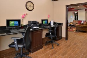 Galeriebild der Unterkunft Holiday Inn Express Hotel & Suites Sherman Highway 75 by IHG in Sherman