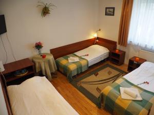 Postel nebo postele na pokoji v ubytování Dom Gościnny 8 km od Suntago, Deepspot