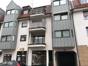 Το κτήριο όπου στεγάζεται  το διαμέρισμα