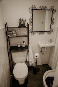 A bathroom at Casa da Catedral Ramona