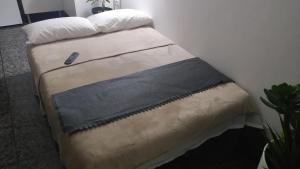 Postel nebo postele na pokoji v ubytování Burrero Beach Stay - Sunshine