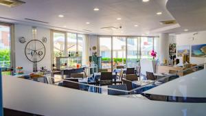 Εστιατόριο ή άλλο μέρος για φαγητό στο Astro Suite Hotel