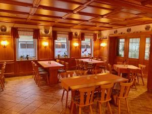 Restaurace v ubytování Pension Weiberwirtschaft in Pobershau