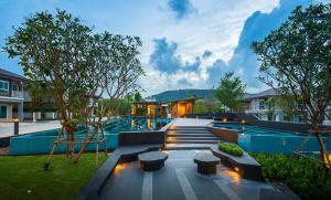 Foto dalla galleria di Saransiri - 3 bedroom villa with private pool, office room & fast Wi-fi a Phuket