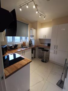 Gallery image of Umbrella Properties London Woolwich in London