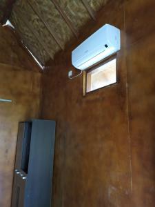 A bathroom at Full Moon hostel