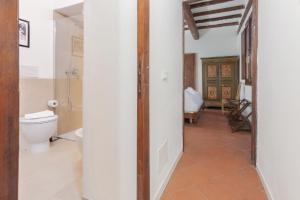 Ένα μπάνιο στο Center ZTL Lovely Apartment