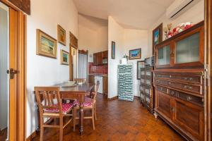 Η κουζίνα ή μικρή κουζίνα στο Casa rei