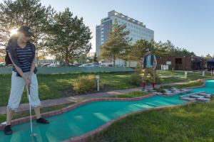 Golf v hotelu nebo okolí