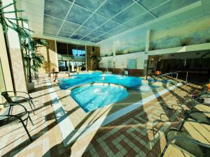 Bazén v ubytování Toila Spa Hotel nebo v jeho okolí