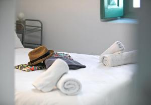A bed or beds in a room at Scaleri Port Home