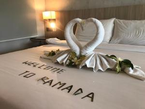 Ramada by Wyndham Aonang Krabi客房内的一张或多张床位