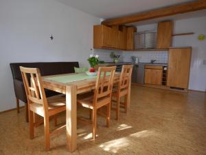 Η κουζίνα ή μικρή κουζίνα στο Höhlerhof +14 φωτογραφίες