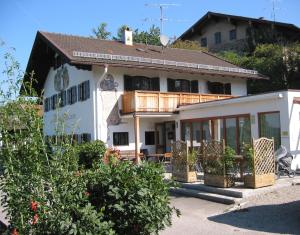 Galeriebild der Unterkunft Alter Ziehbrunnen in Bad Endorf