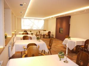 Restaurant o un lloc per menjar a Landgasthof Adler