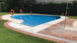 Bazén v ubytovaní Puerto Azul - EaW Homes alebo v jeho blízkosti