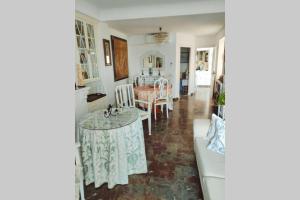 Fotografie z fotogalerie ubytování La casa de las flores by Gades Gestión v destinaci Cádiz + 15 fotografií