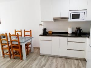 Kuchnia lub aneks kuchenny w obiekcie Apartamento Ronda 4 - Los Boliches