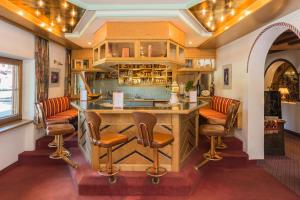 Bruggerhof - Camping, Restaurant, Hotel的休息区