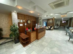 Χώρος καθιστικού στο Hôtel EDHIAFA