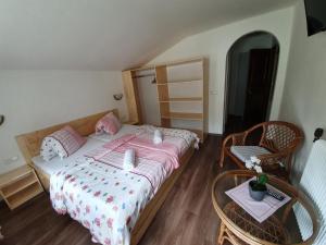 Postel nebo postele na pokoji v ubytování Pension INGE