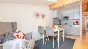 Kuchyň nebo kuchyňský kout v ubytování Appartement Berge