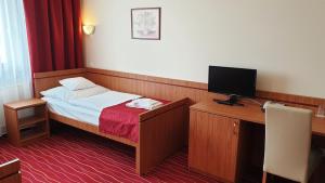 Postel nebo postele na pokoji v ubytování Diana Club Hotel