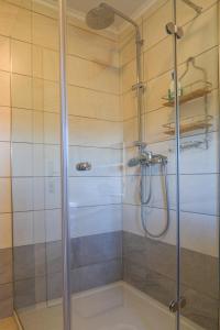 Koupelna v ubytování Apartments Pr Fajfarju + 29 fotografií