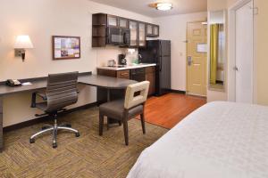 Imagen de la galería de Candlewood Suites Austin-Round Rock, an IHG Hotel, en Round Rock