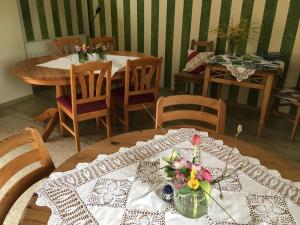 Um restaurante ou outro lugar para comer em Herberts Stubn