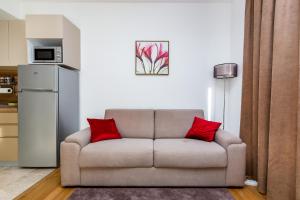 Kuchyň nebo kuchyňský kout v ubytování Apartments LM RESIDENCE