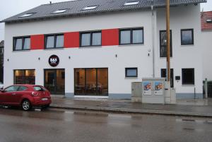 Gallery image of B&S Hotel in Weißenhorn