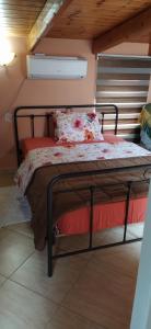 Postel nebo postele na pokoji v ubytování SeaSide Apartment Rio