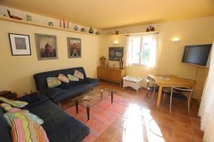 Televízia a/alebo spoločenská miestnosť v ubytovaní COSTA DAURADA APARTAMENTS - Stival Park Luxe 2