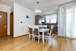 Galeriebild der Unterkunft Apartments LORA in Apart-hotel in Budva