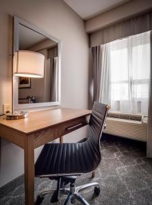 Posezení v ubytování Monte Carlo Inn Vaughan Suites