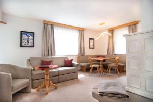 Posezení v ubytování Hotel Ischgl