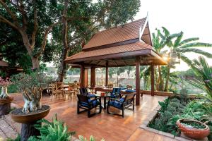 Zahrada ubytování Baan Lhang Wangh บ้านหลังวัง