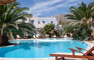 Bazén v ubytování Atlantis Beach Villa nebo v jeho okolí