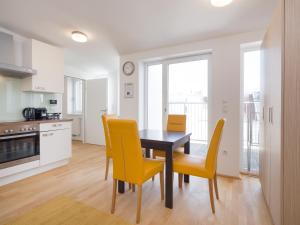 Kuchnia lub aneks kuchenny w obiekcie Vienna Stay Apartments Pezzl 1170